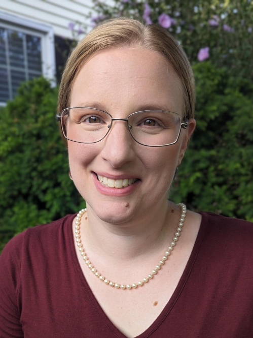 Headshot of Elizabeth Handrof