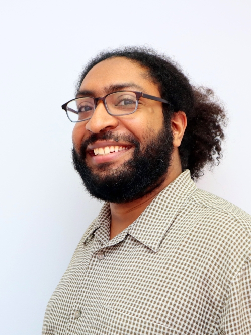 Headshot of J. Khan.