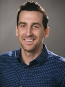 Devin English headshot.